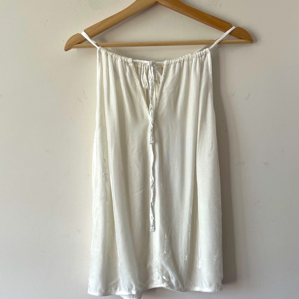 Velvet by Graham & Spencer White Chemise